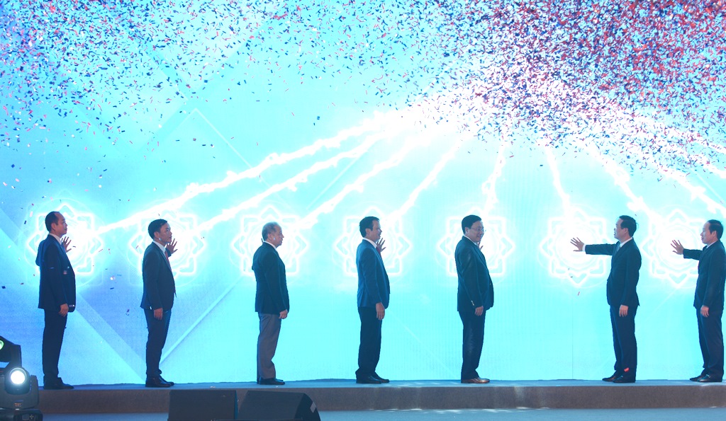 Khởi công dự án hơn 2 600 tỷ đồng