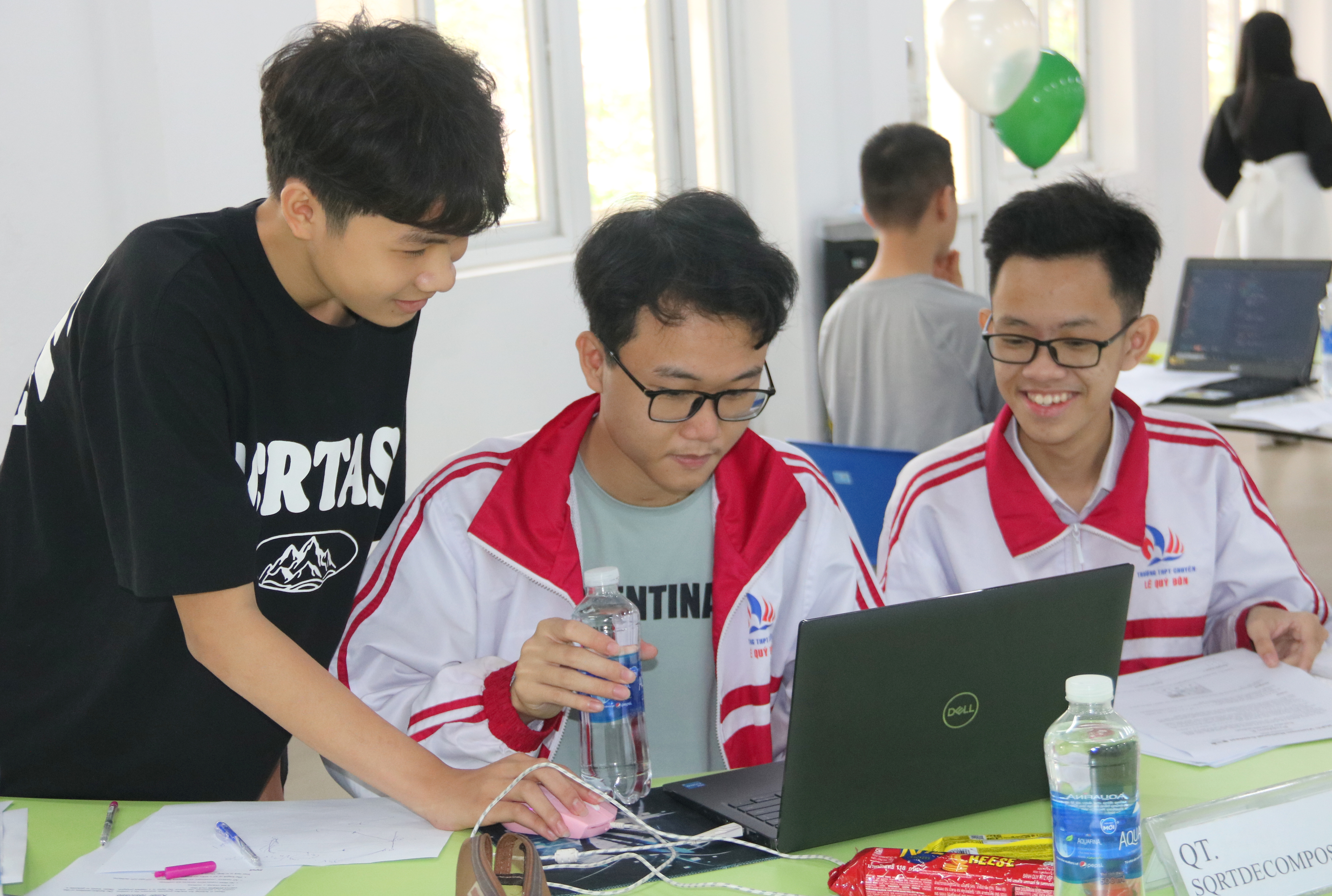 Kỳ thi lập trình quốc tế ICPC vòng quốc gia tại Huế 9 đội tranh tài