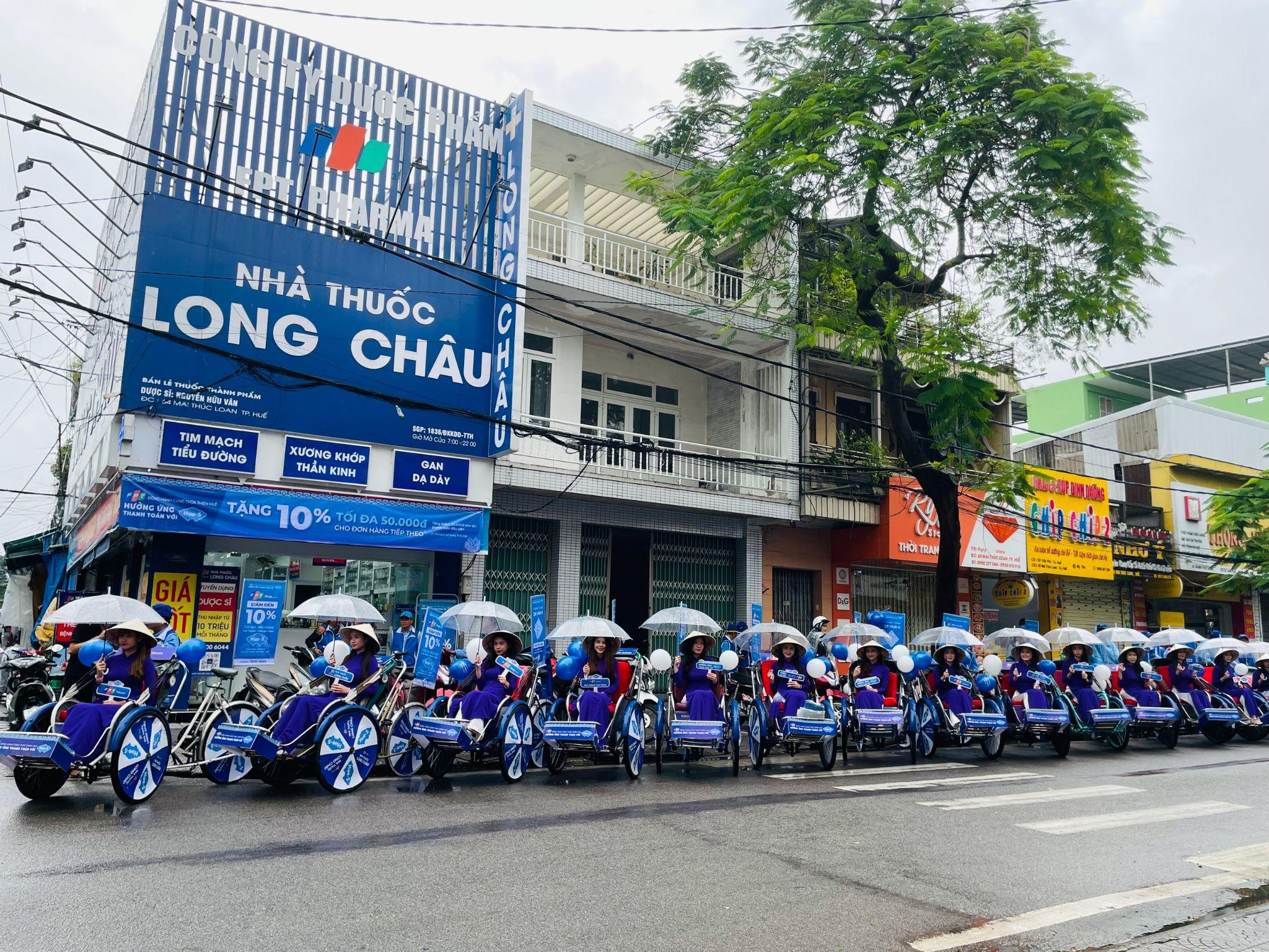 FPT khuyến khích người dân Thừa Thiên Huế thanh toán không dùng tiền mặt qua ứng dụng Hue-S tại tất cả các điểm phục vụ