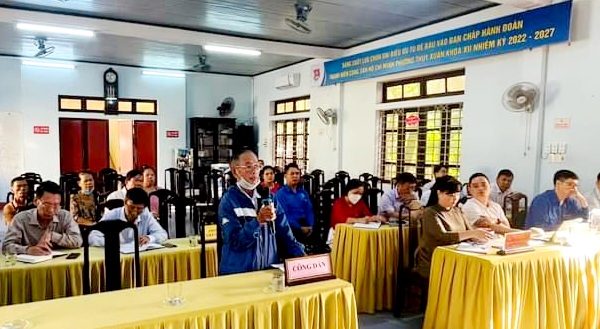 Cử tri phản ánh các vấn đề liên quan đến hạ tầng dân sinh