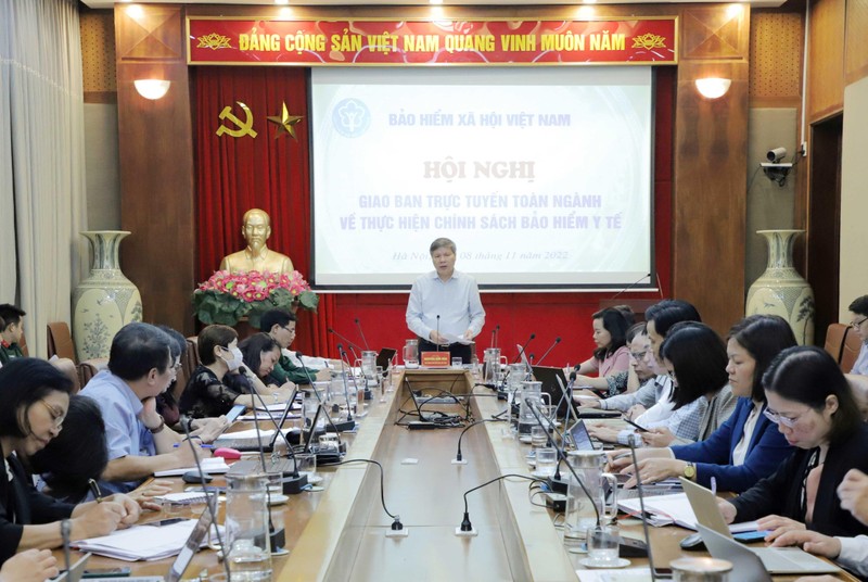 Bảo đảm quyền lợi người tham gia bảo hiểm y tế và cơ sở y tế