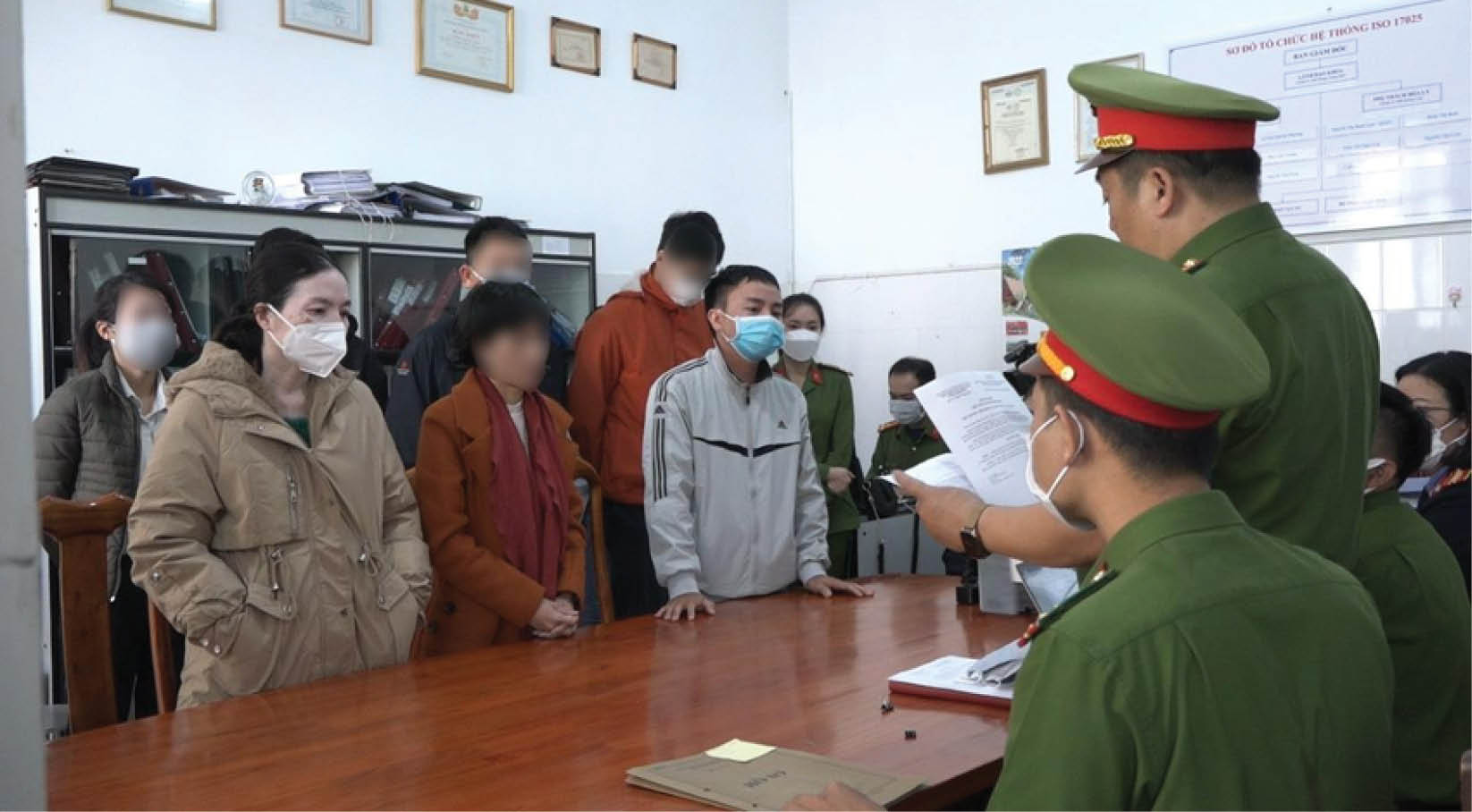 Phản bội với lời thề