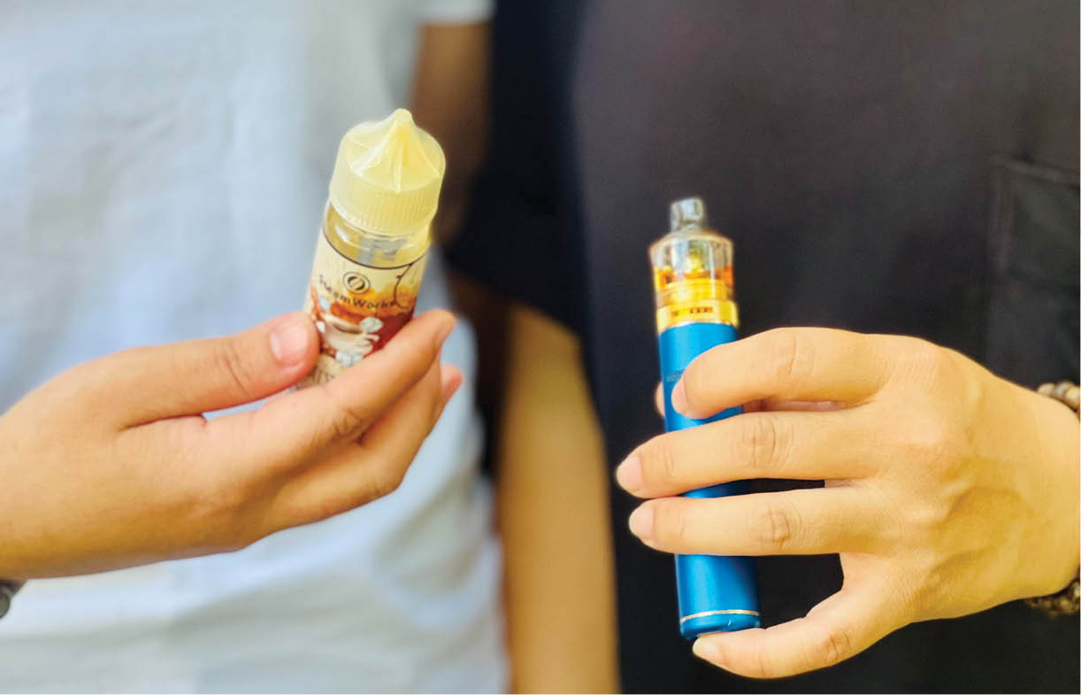 Que Thử Thuốc Lá 1 Chân Novatrend Mới Nhất Hiện Nay – Test Cotinine Kiểm Tra Nicotine Nhanh 3 Thuốc lá điện tử len lỏi vào môi trường học đường