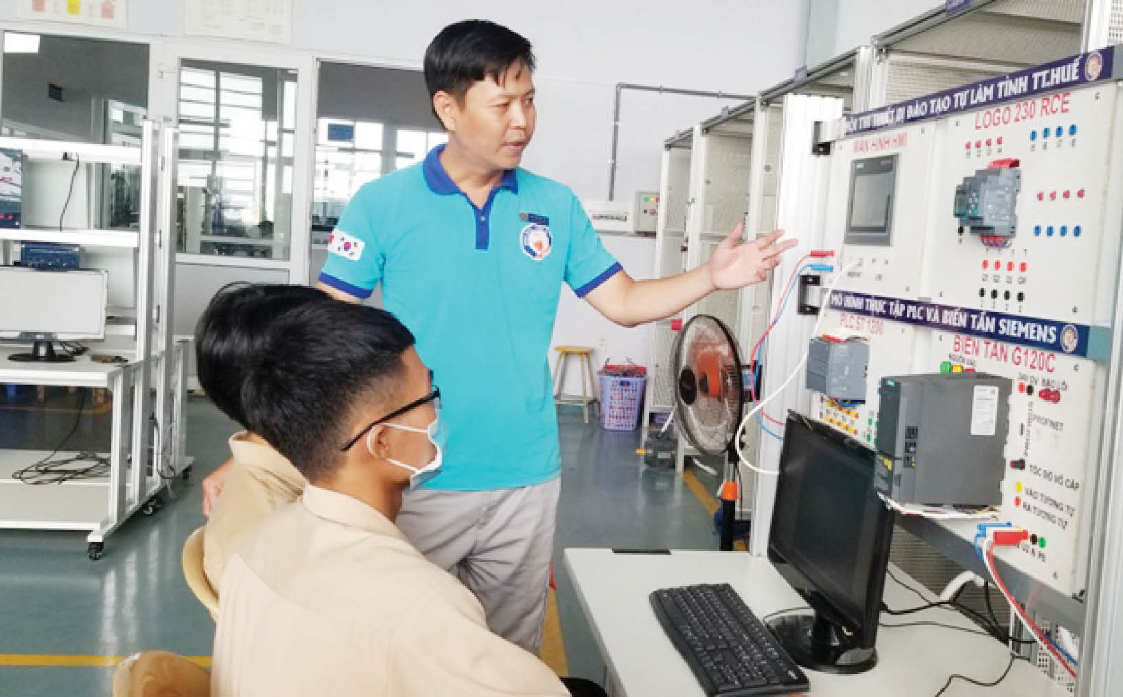 Đào tạo kỹ năng số cho lao động trẻ