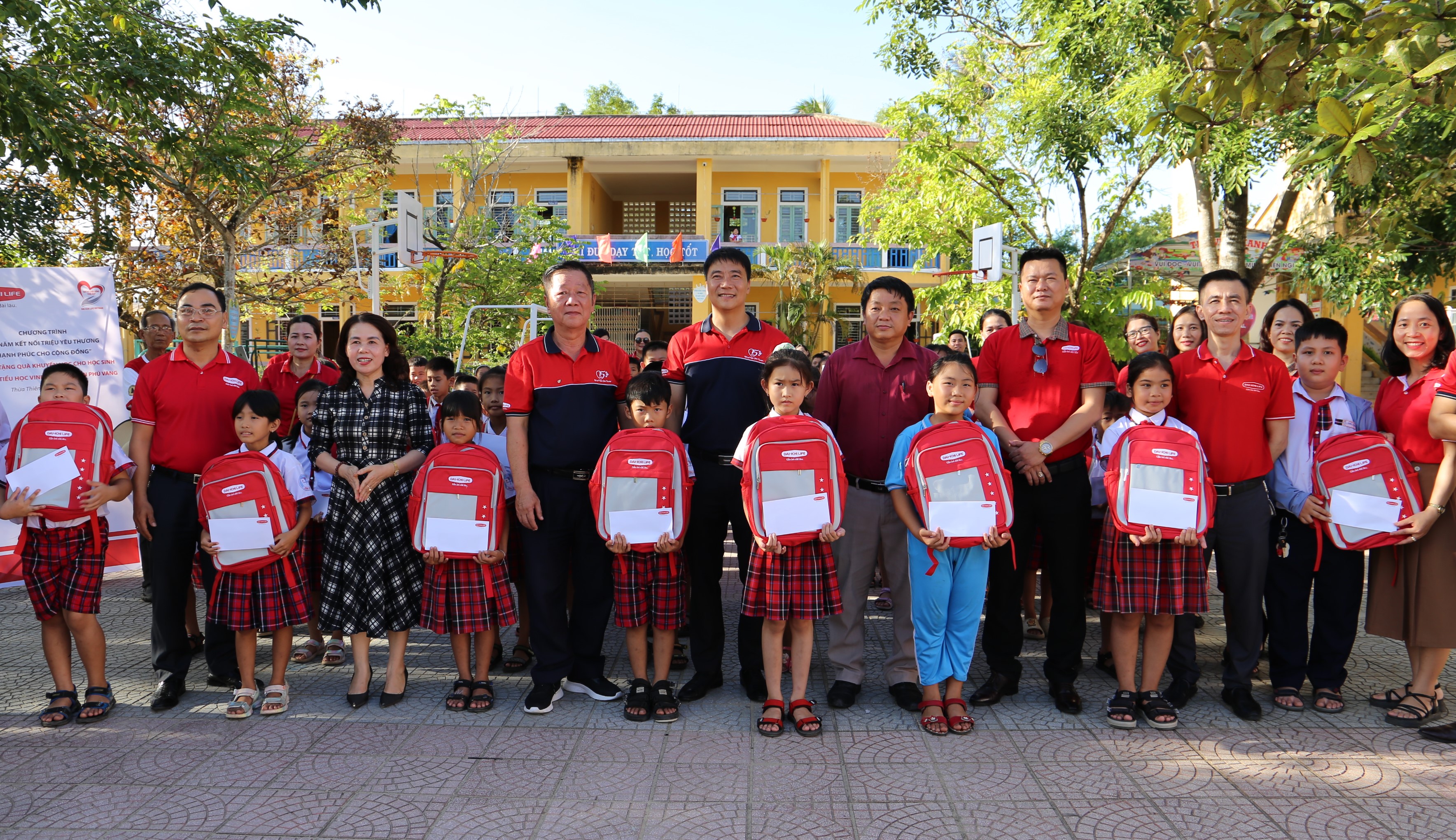 Nhiều hoạt động ý nghĩa của Dai-ichi Life Việt Nam