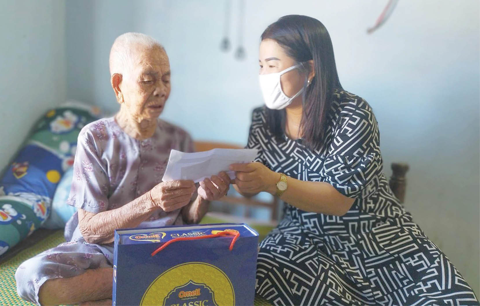 Gắn kết tình thương với hỗ trợ sinh kế