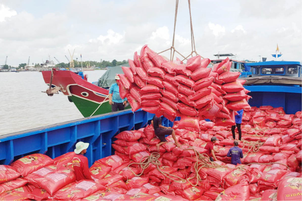Khai thác phân khúc “chất lượng thấp”