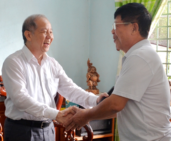 Triển khai công tác dân vận mạnh hơn bằng công việc cụ thể