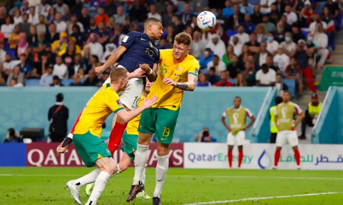 Ông lớn, kẻ khóc  người cười