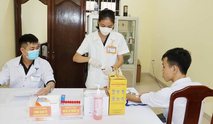 Khám tuyển nghĩa vụ quân sự năm 2023 cho hơn 2 000 thanh niên