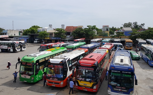 Cần sớm chấn chỉnh, xử lý xe khách chạy sai luồng tuyến