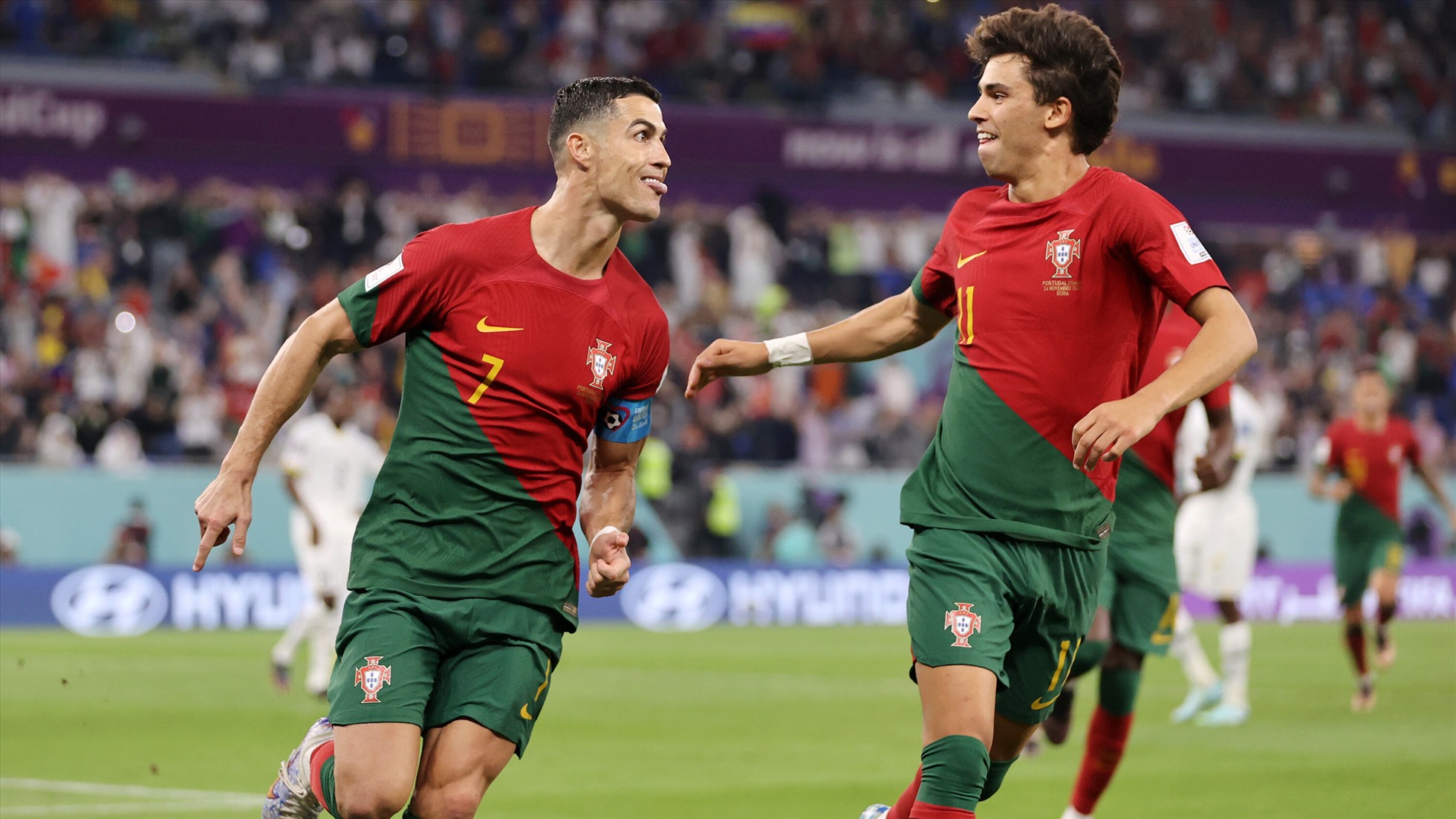 Ronaldo vẫn là tâm điểm