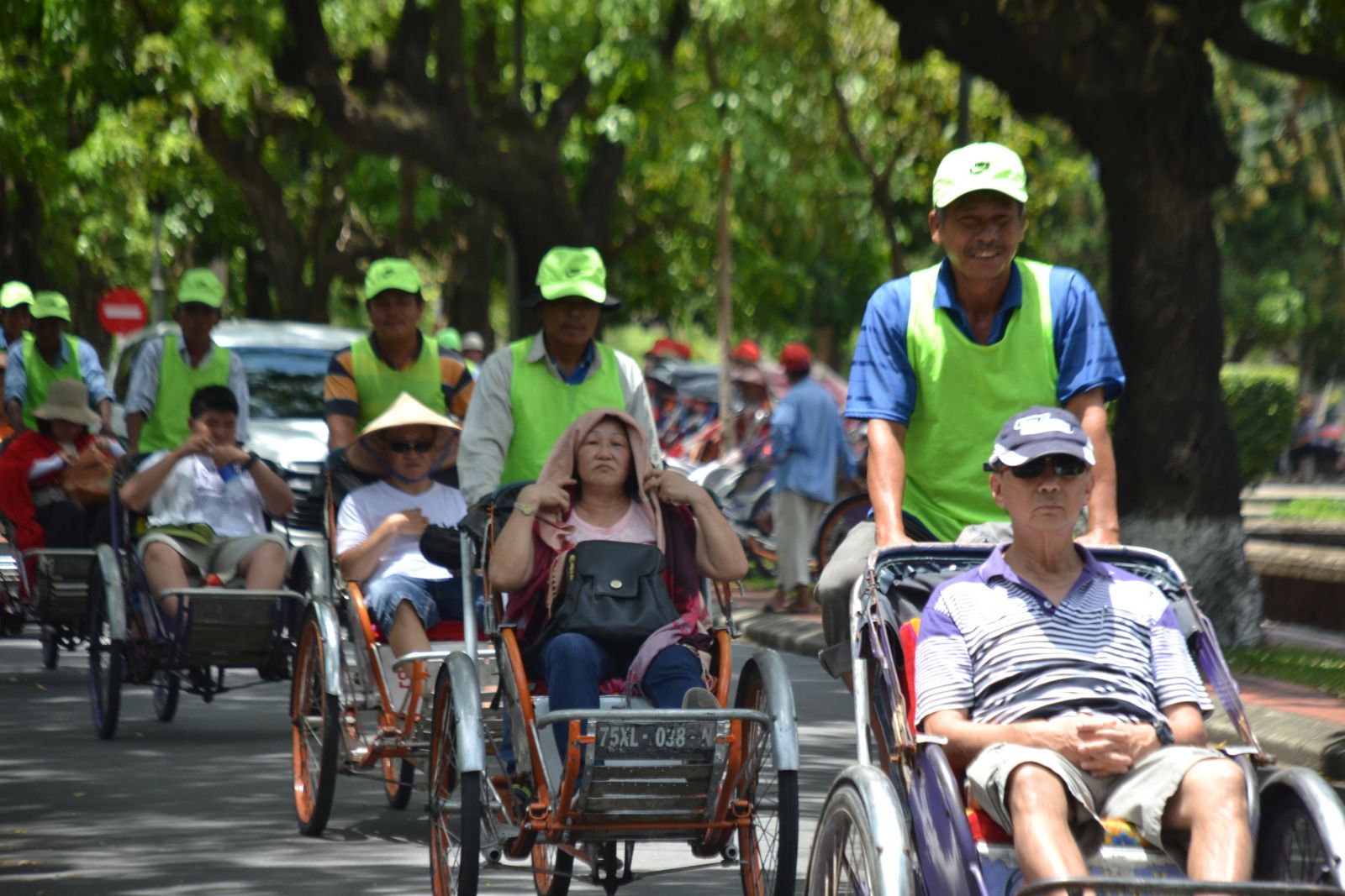 Xây dựng môi trường du lịch “Văn minh- Thân thiện- An toàn- Giàu bản sắc”