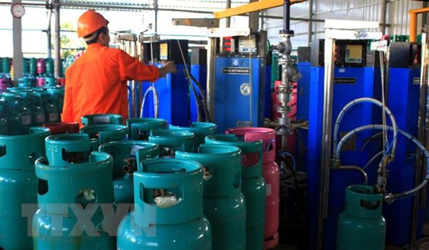 Giá gas trong nước tiếp tục tăng từ ngày 1 12