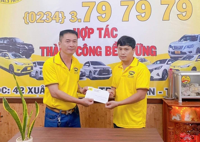 “If it’s not mine, I’ll return it to the passenger”