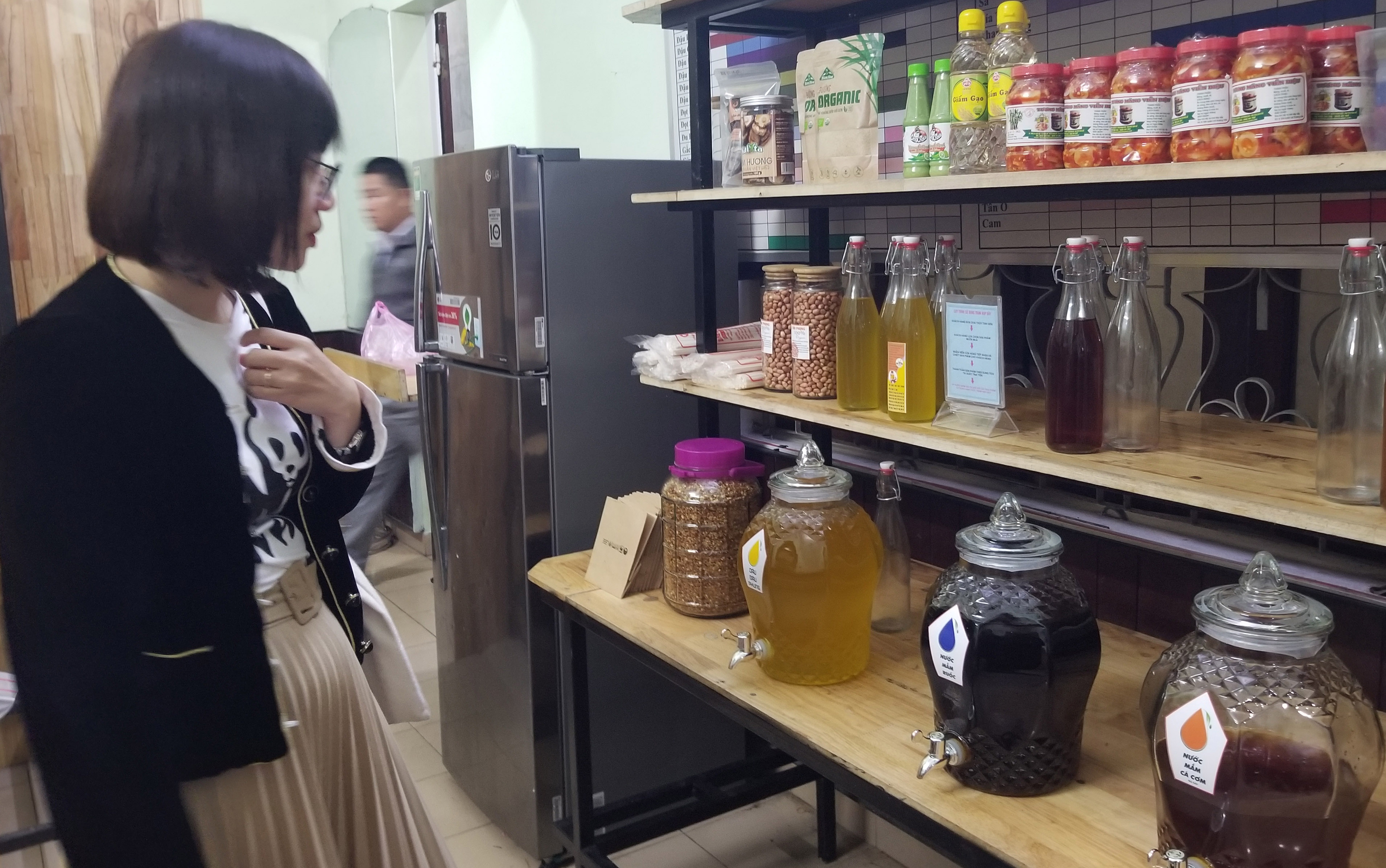 Ra mắt cửa hàng sinh thái