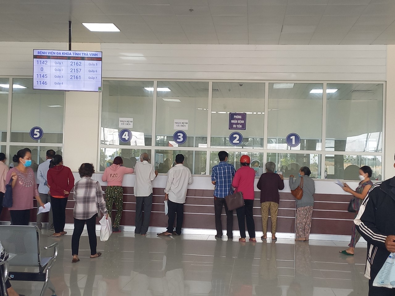 Chấn chỉnh việc đăng ký khám chữa bệnh bảo hiểm y tế ban đầu