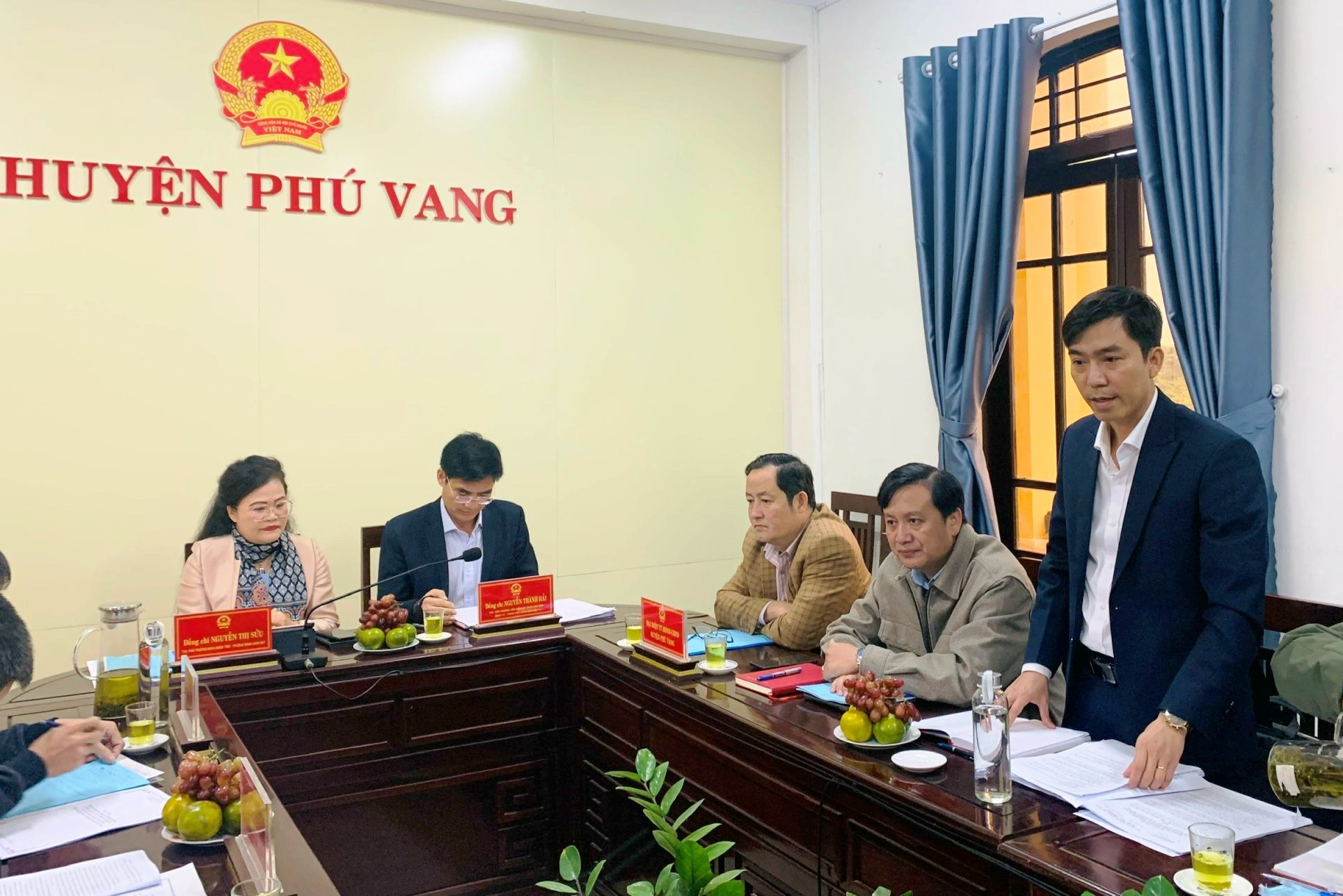 Bố trí nguồn lực hợp lý, tăng cường cơ sở vật chất cho trường học