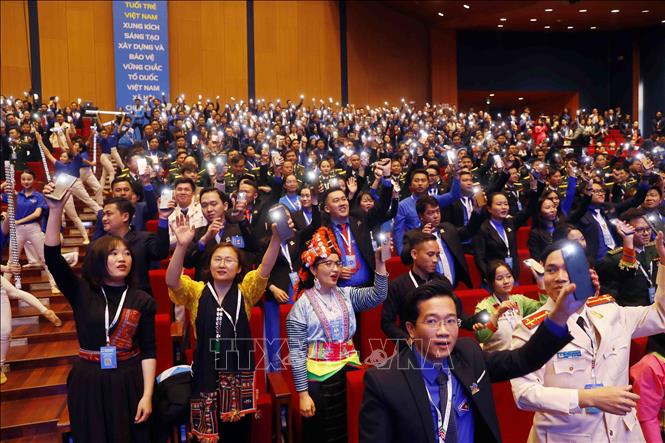 Tổng Bí thư nhắn gửi thế hệ trẻ cả nước hai chữ Tiên phong