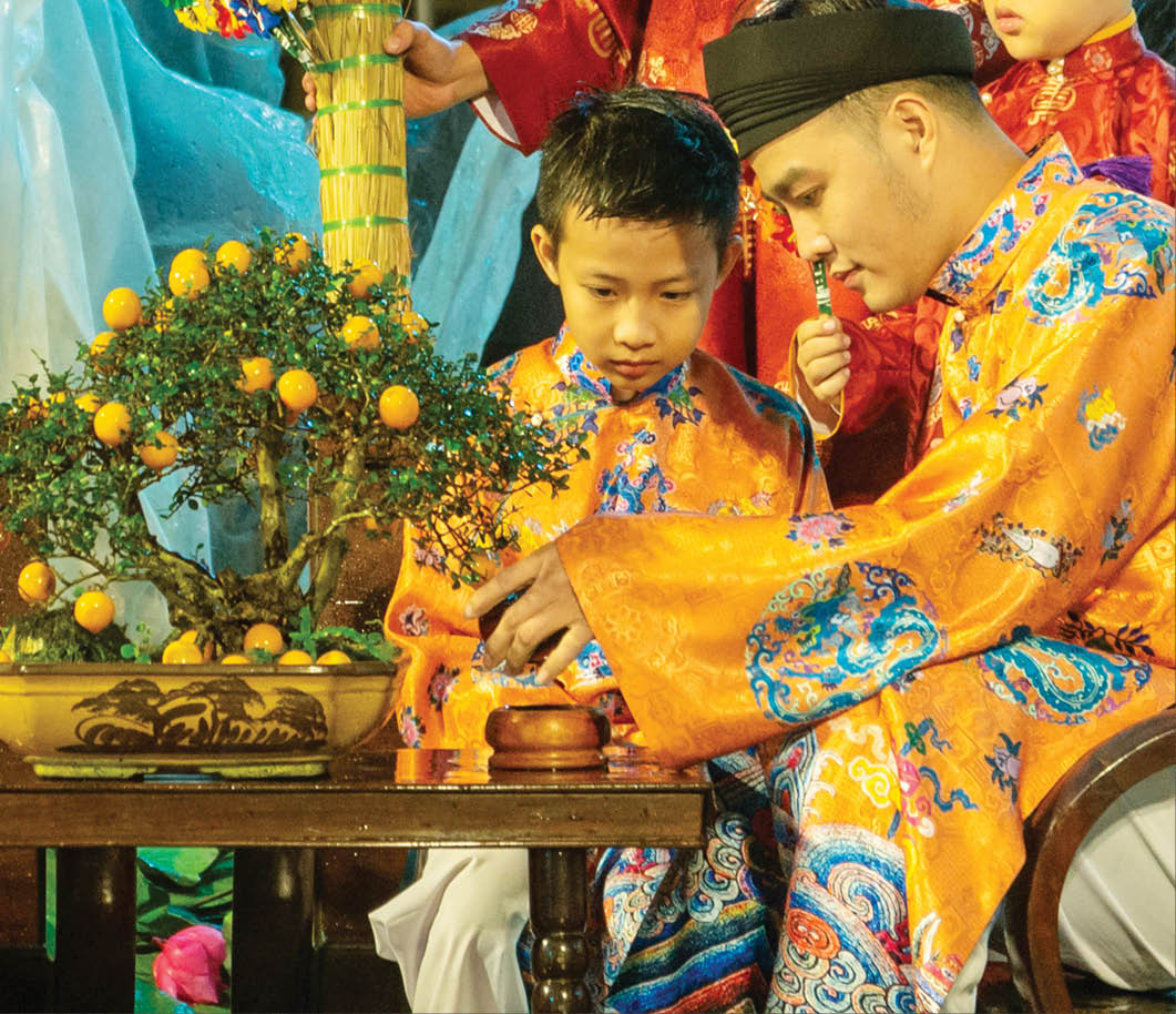 Công nghiệp văn hóa với kinh đô áo dài Huế