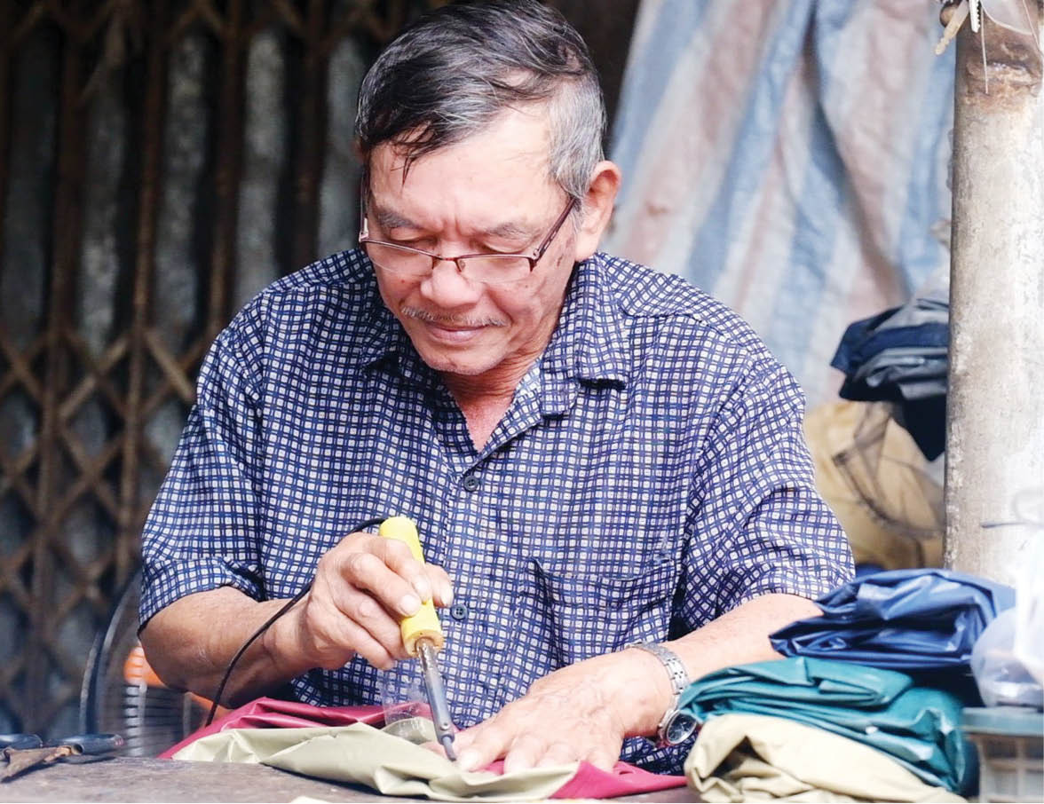 Nghề xưa giữa chợ