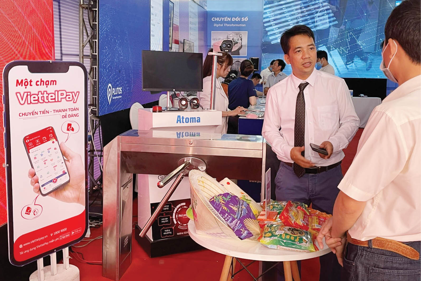 Viettel đồng hành chuyển đổi số