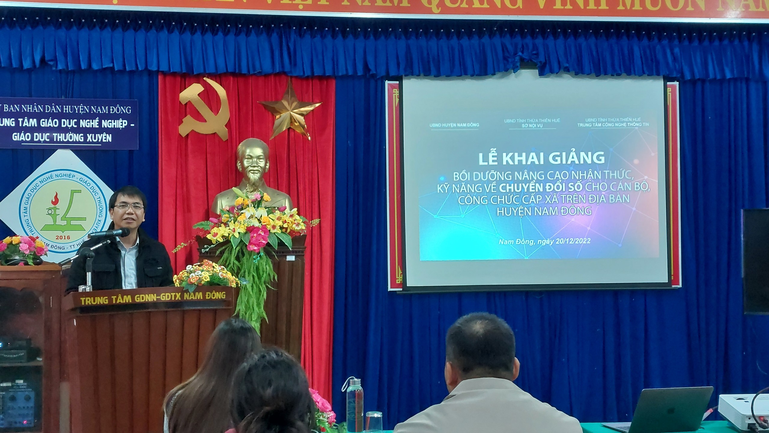 Bồi dưỡng kỹ năng về chuyển đổi số cho 200 cán bộ, công chức