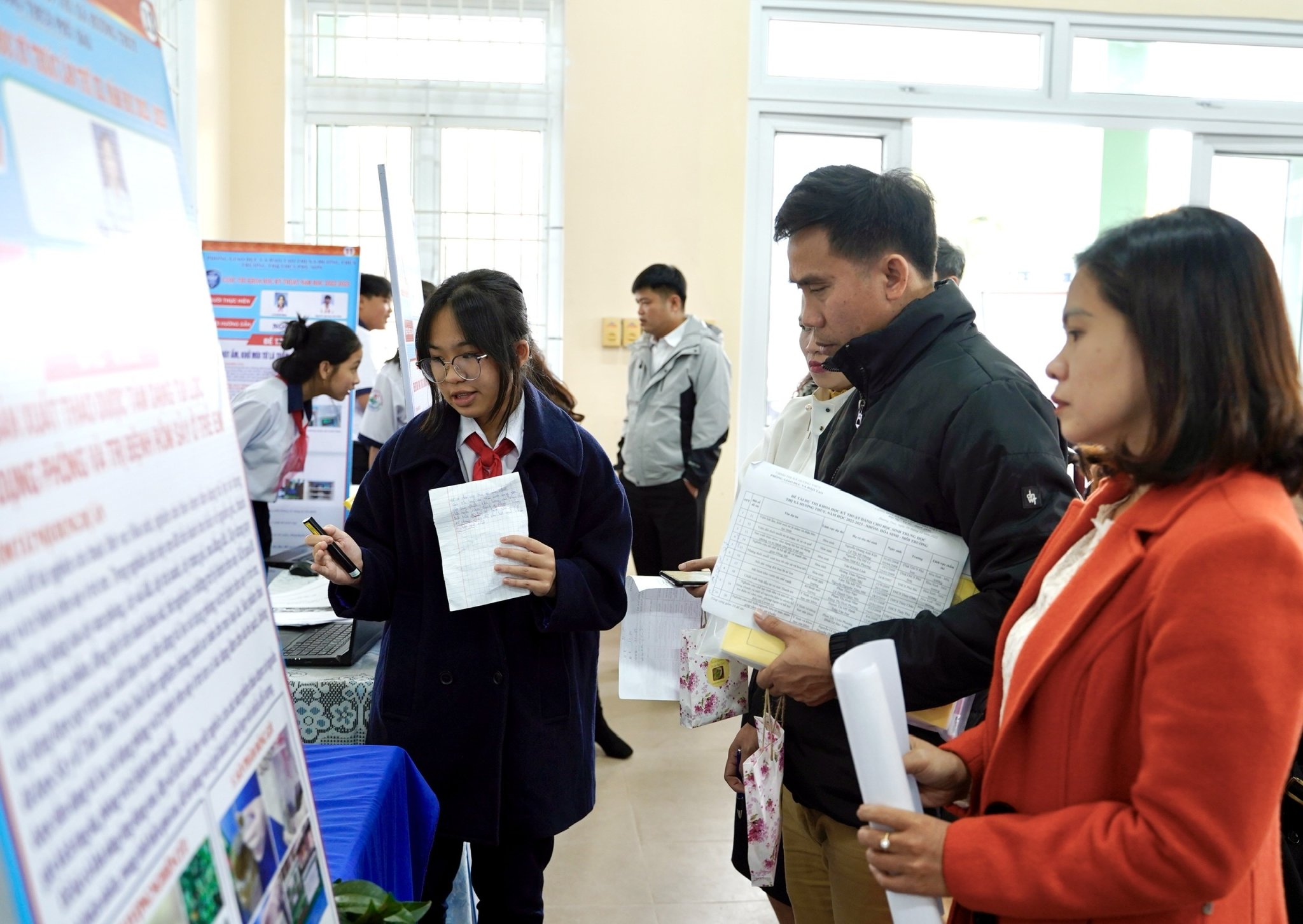 Hương Thủy Trao giải Cuộc thi Khoa học kỹ thuật dành cho học sinh