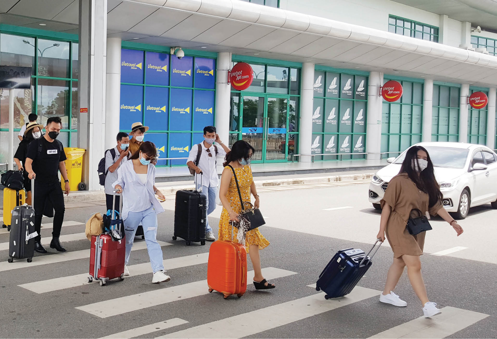 Tăng cường phương tiện phục vụ khách trong dịp tết