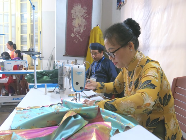 Phát triển du lịch gắn với làng nghề