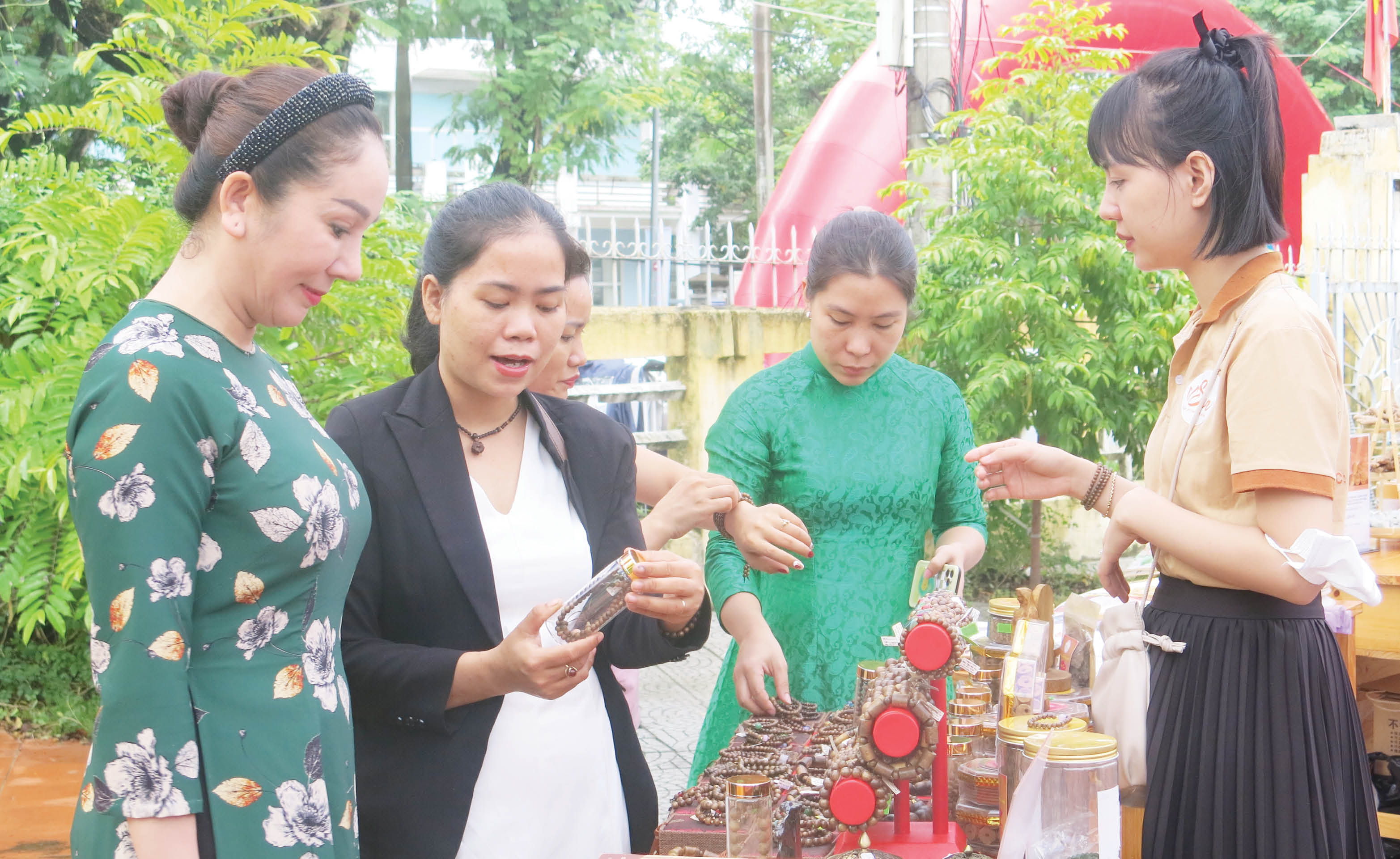 Khởi nghiệp xanh