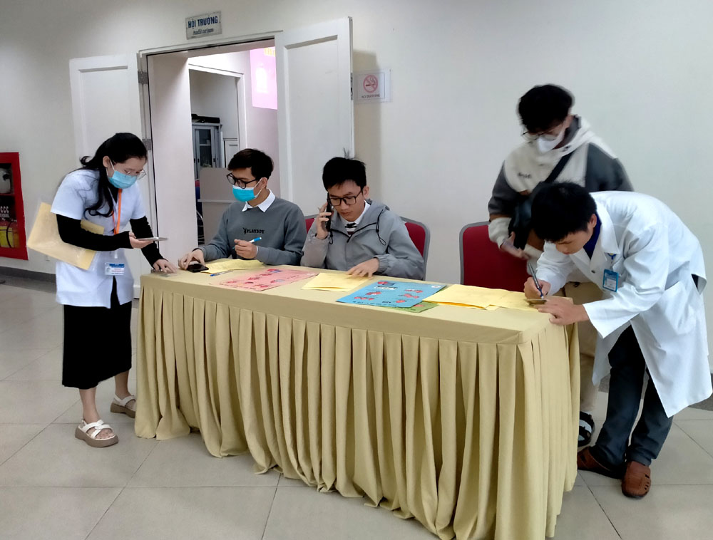 Dozens of people registered to donate organs