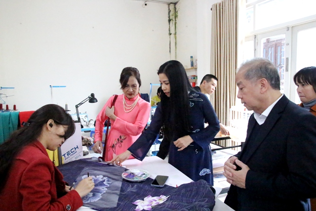 Mong muốn đưa các sản phẩm truyền thống, riêng có của Huế ra thế giới