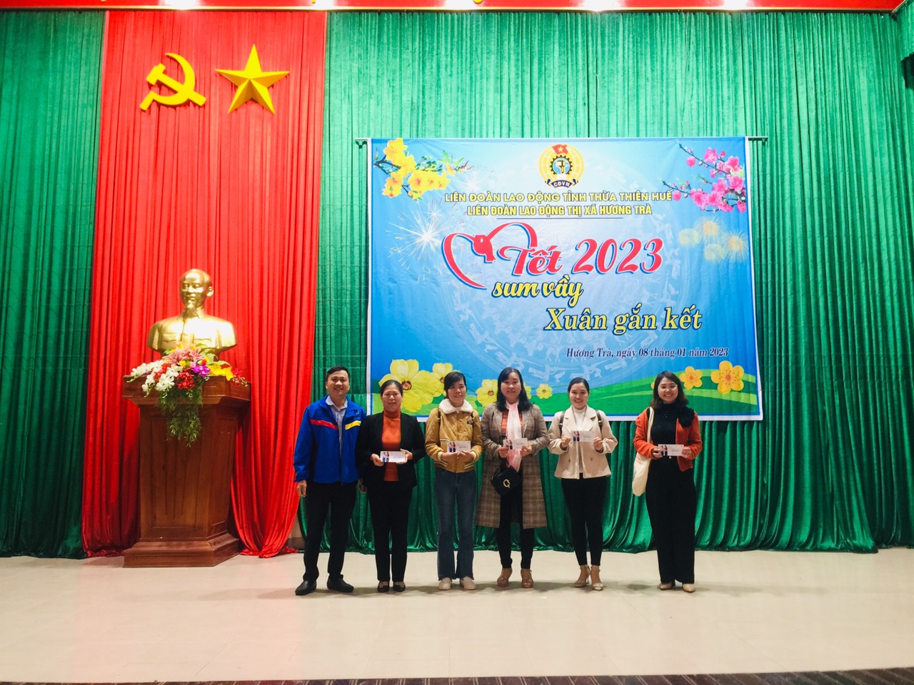 Hương Trà tổ chức Tết sum vầy - Xuân gắn kết cho đoàn viên, người lao động