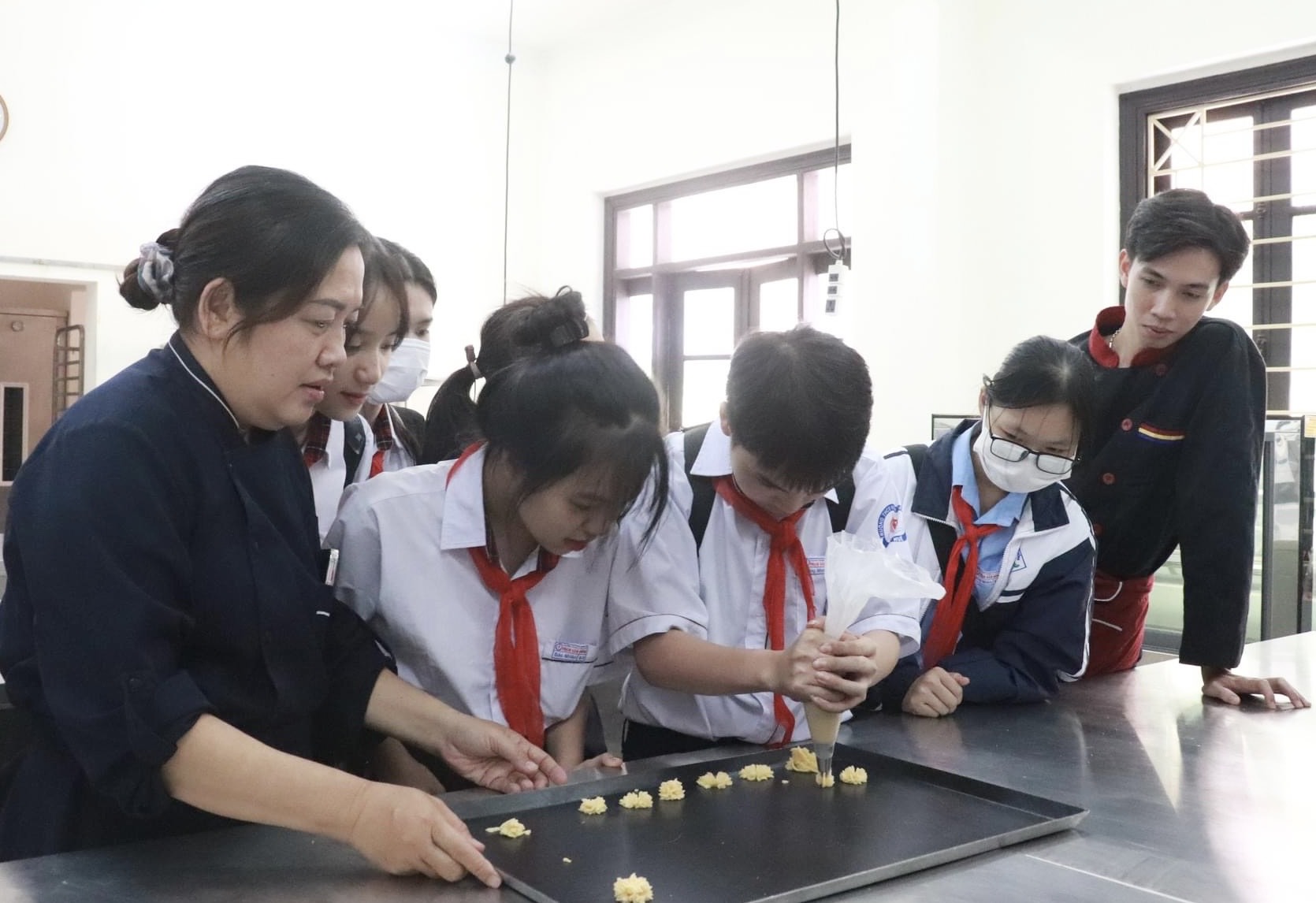 Đổi mới hoạt động phù hợp với nhu cầu người trẻ