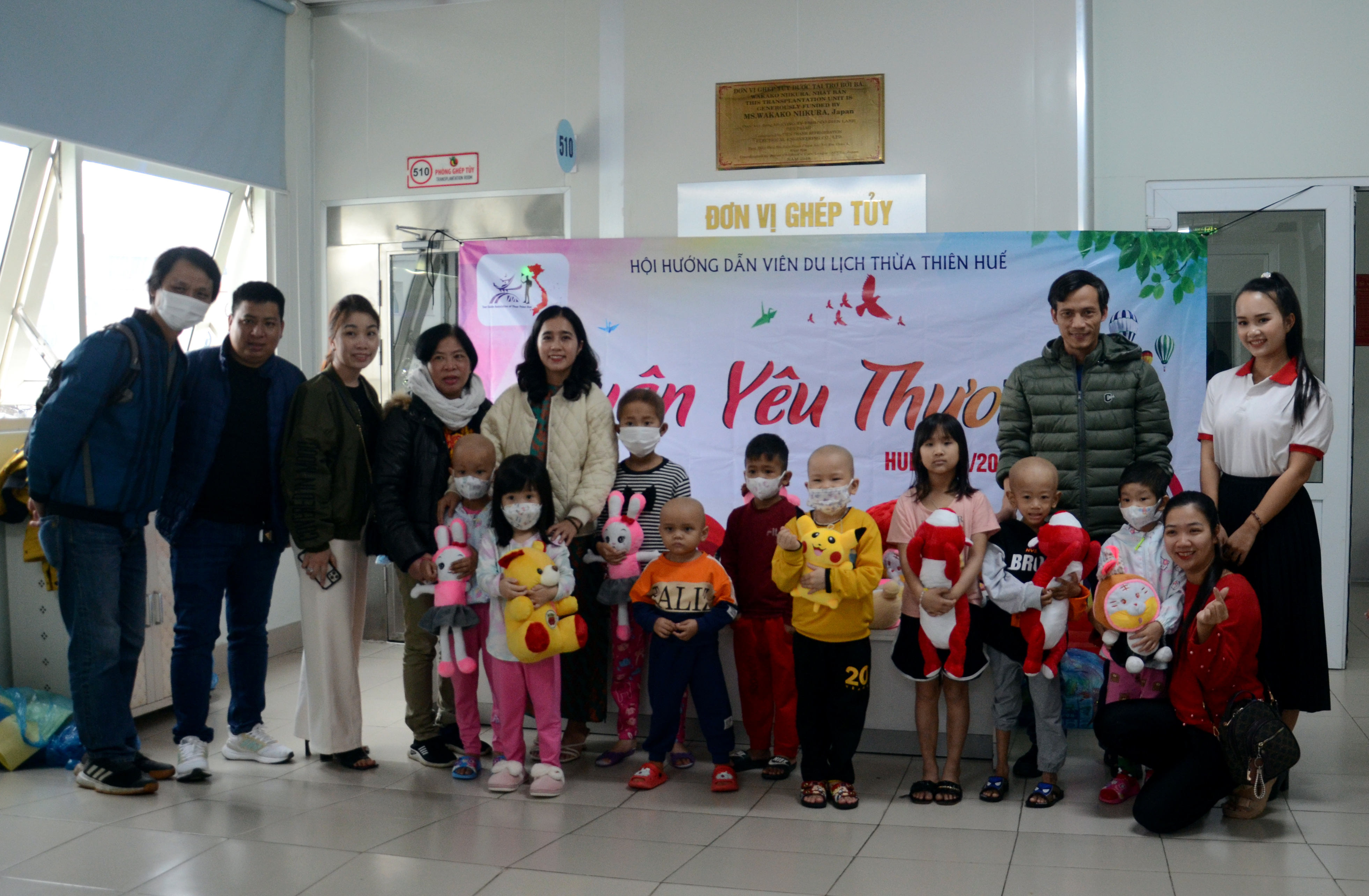 “Xuân yêu thương” đến với bệnh nhân nhi