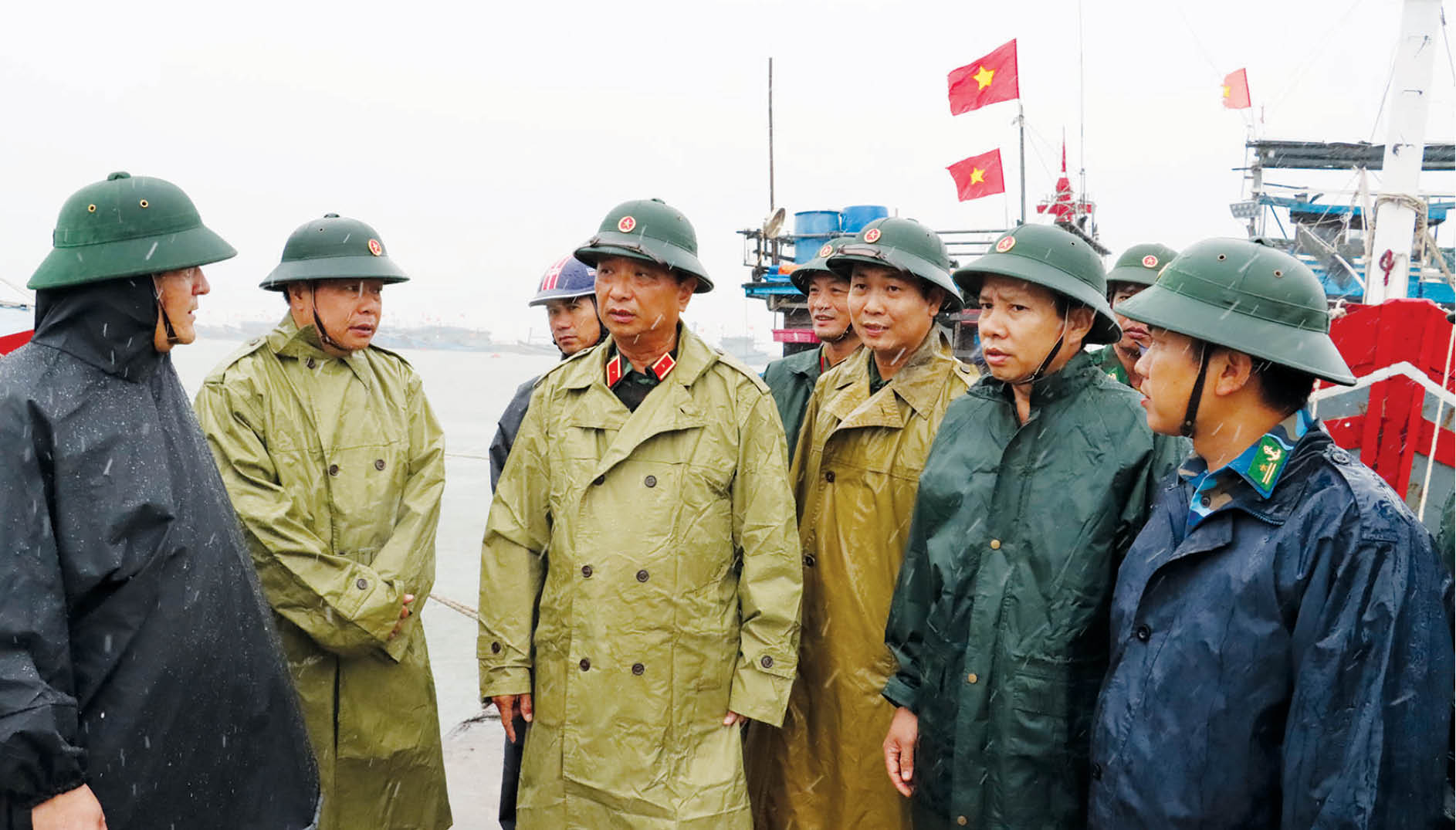 Lực lượng nòng cốt, chỗ dựa của Nhân dân