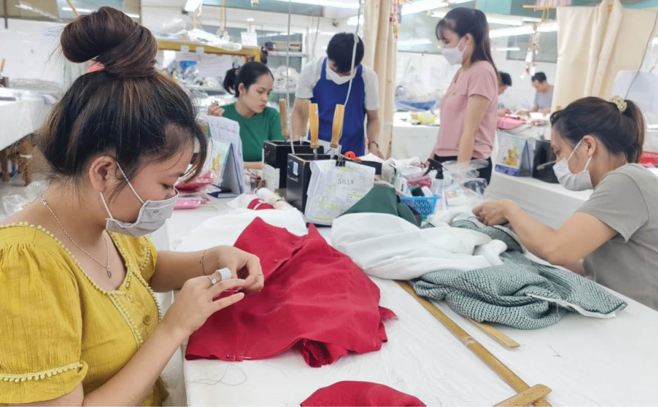 Thưởng tết để giữ chân người lao động