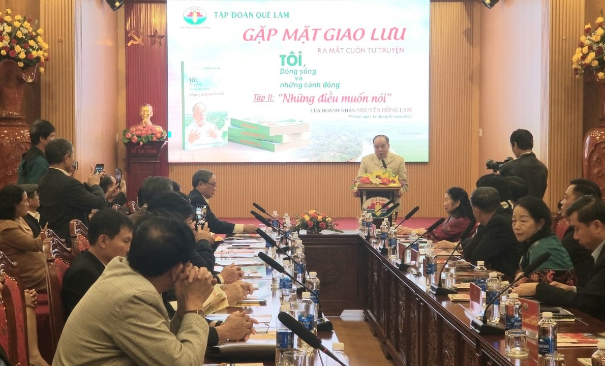 Ra mắt tự truyện “Tôi, dòng sông và những cánh đồng” tập 2