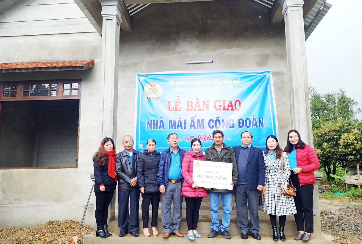 Niềm vui “Mái ấm Công đoàn”