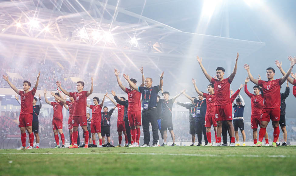 Trận bóng chia tay thầy Park