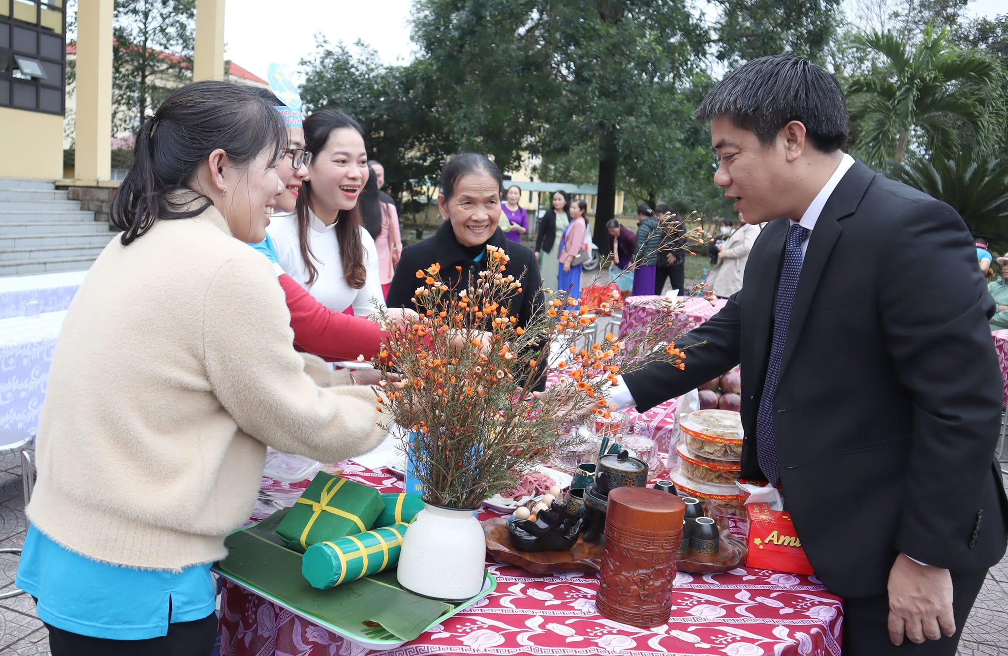 Để mọi nhà có tết đầm ấm