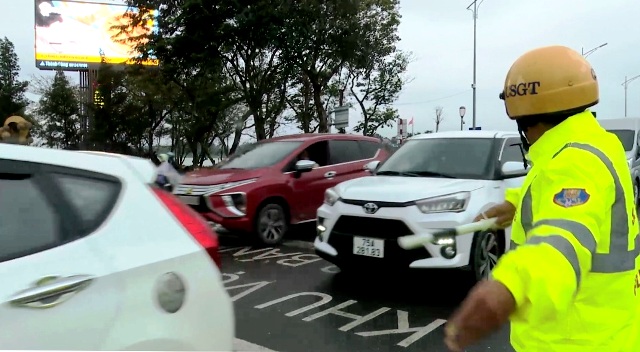 Hạn chế thấp nhất tình trạng kẹt xe, ùn tắc giao thông dịp tết