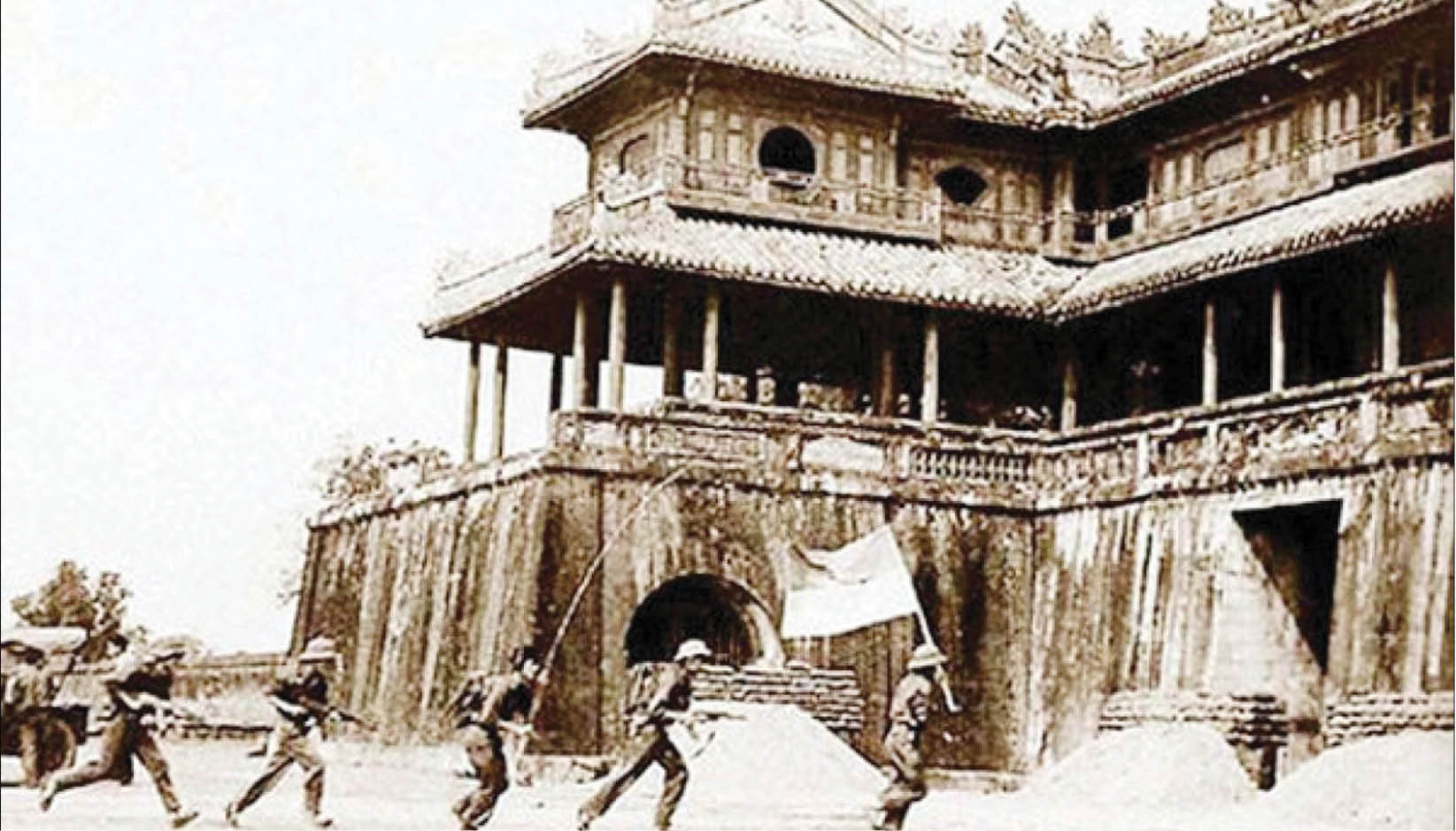 Xứng danh tám chữ vàng “Tấn công, nổi dậy, anh dũng, kiên cường”