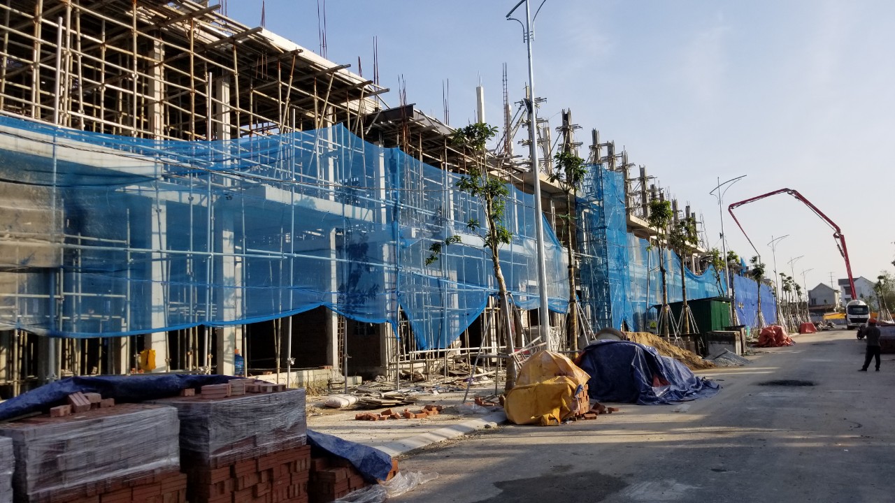 Bán nhà ở hình thành trong tương lai 190 căn thấp tầng