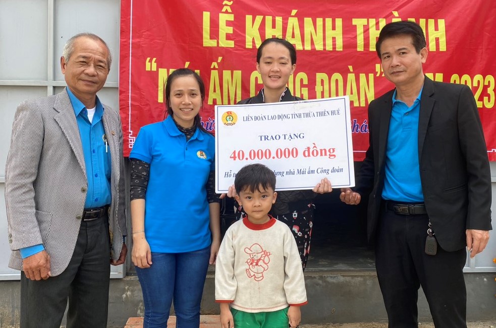 Khánh thành 2 Mái ấm công đoàn cho công nhân lao động