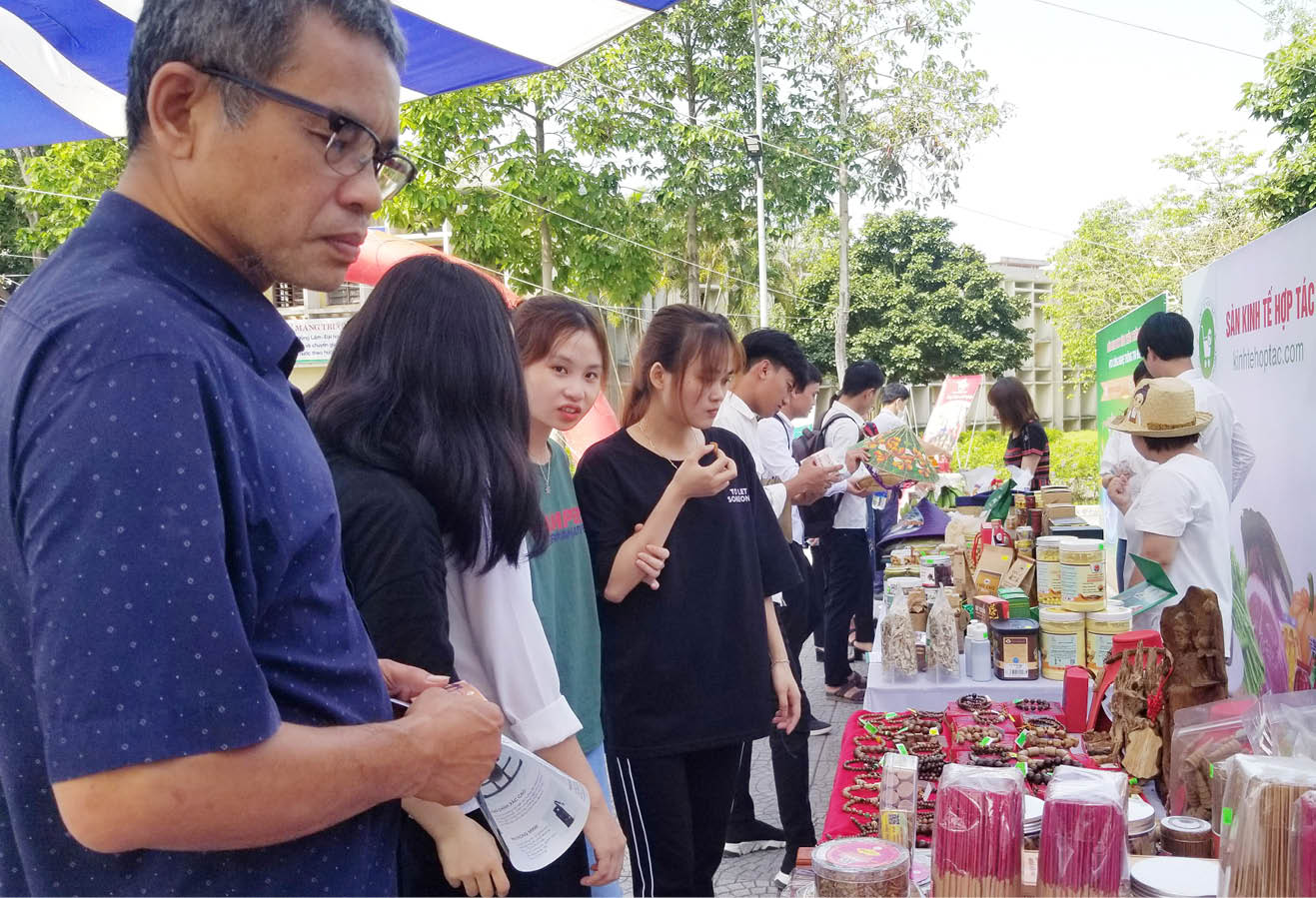 Kết nối cung cầu sản phẩm OCOP