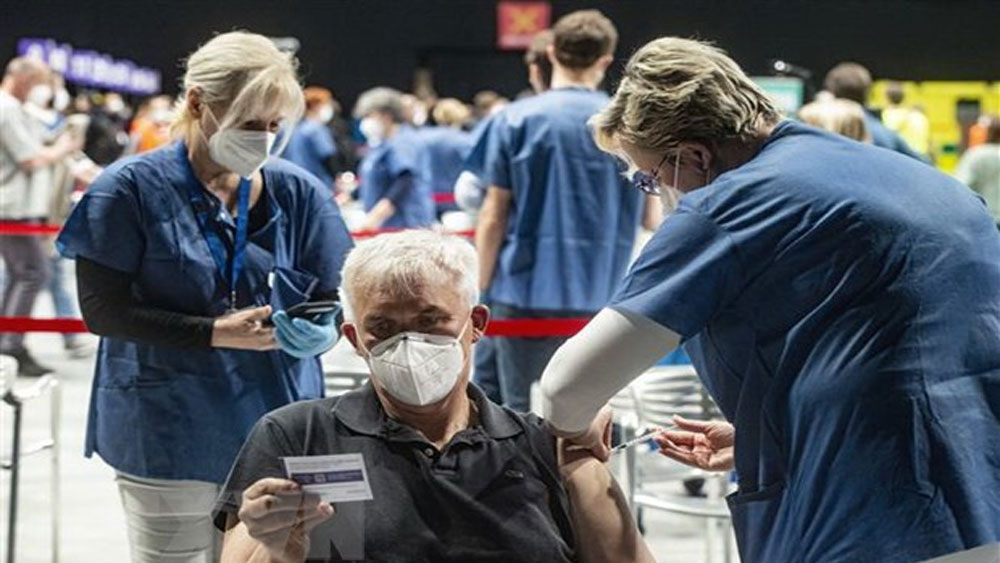 Nhật Bản chọn sức khỏe toàn cầu là vấn đề ưu tiên tại thượng đỉnh G7