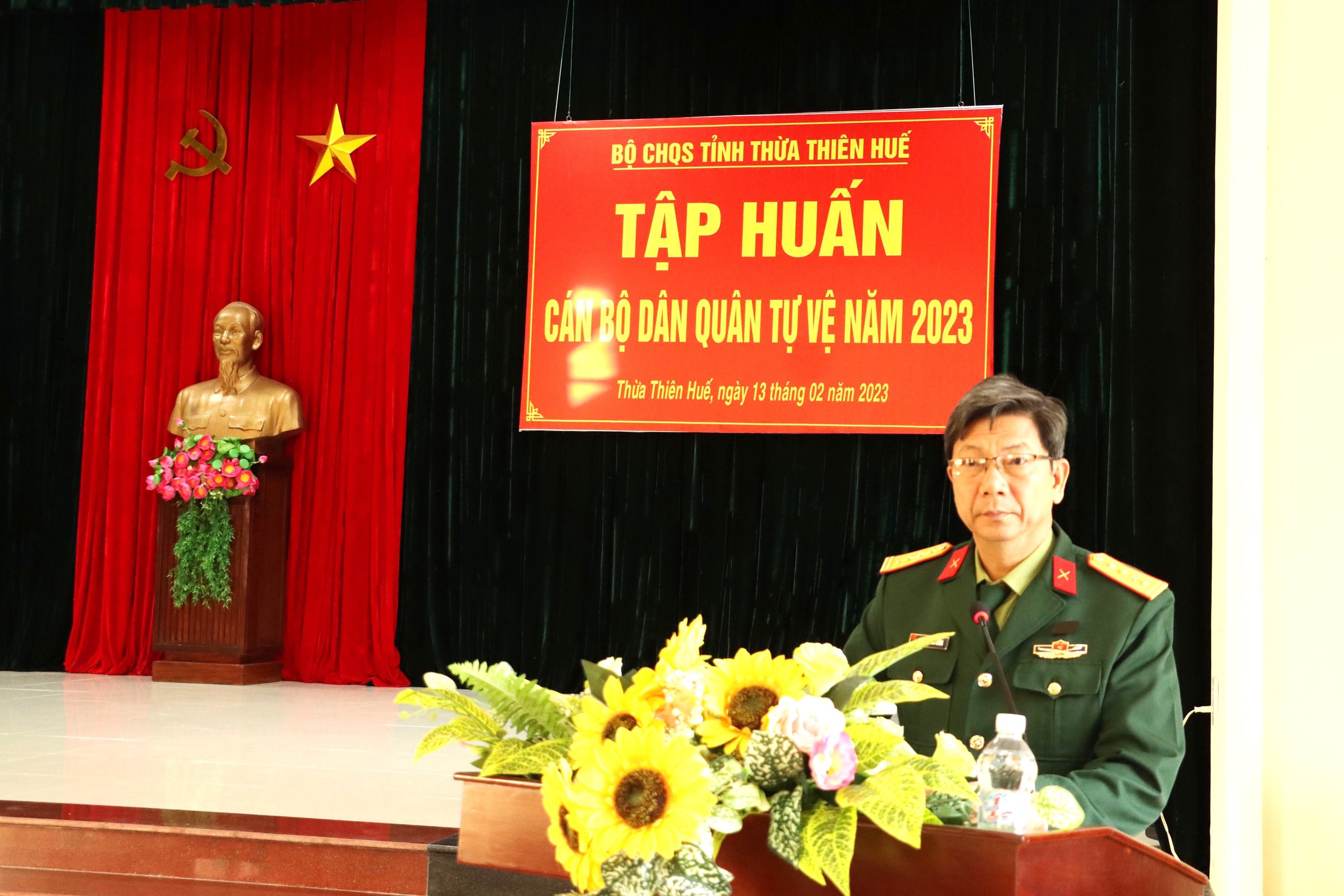 Hơn 140 chỉ huy trưởng tham dự tập huấn quân sự