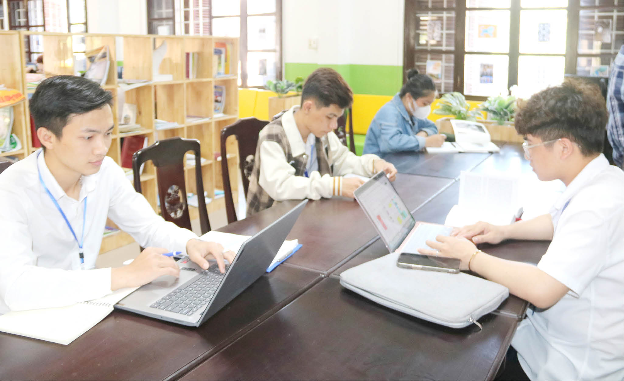 Bảo vệ “liêm chính học thuật” trước thách thức từ ChatGPT